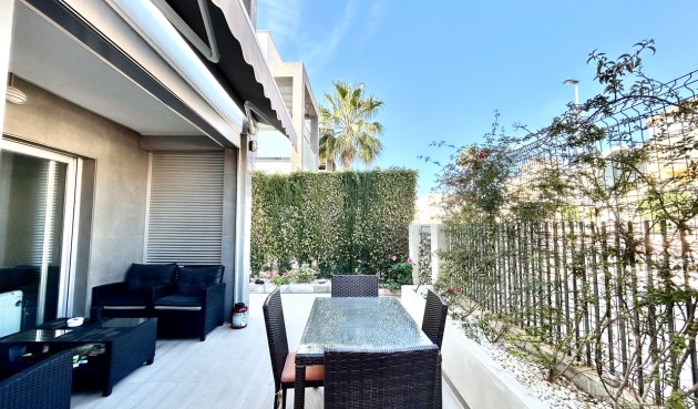 Resale - Apartment -
Punta Prima - Costa Blanca