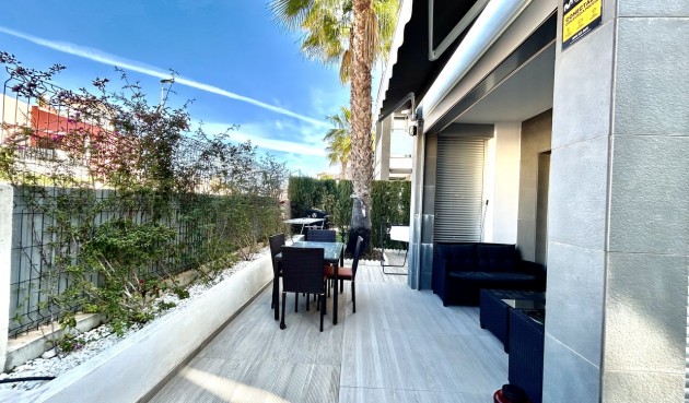 Resale - Apartment -
Punta Prima - Costa Blanca