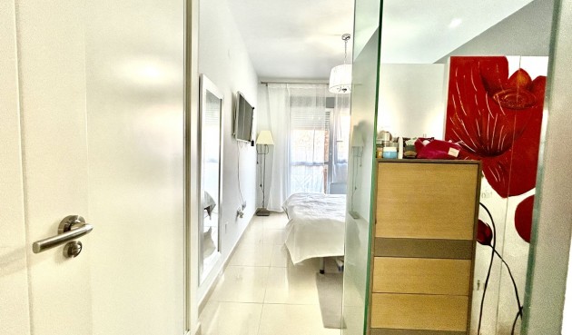 Resale - Apartment -
Punta Prima - Costa Blanca