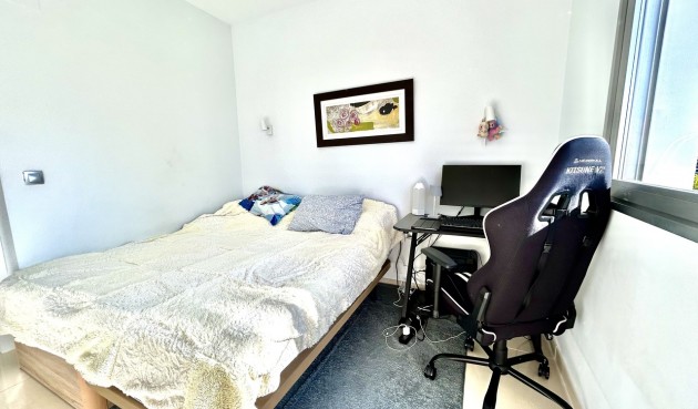 Resale - Apartment -
Punta Prima - Costa Blanca