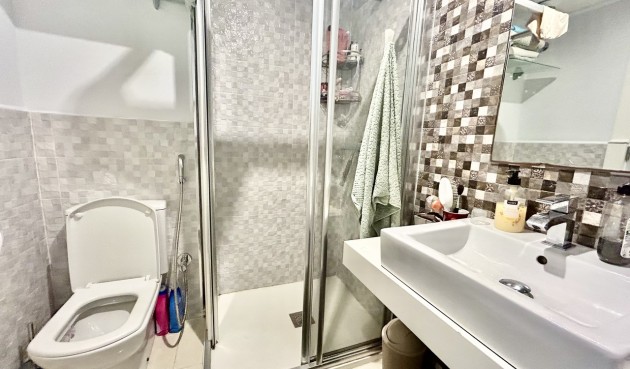 Resale - Apartment -
Punta Prima - Costa Blanca