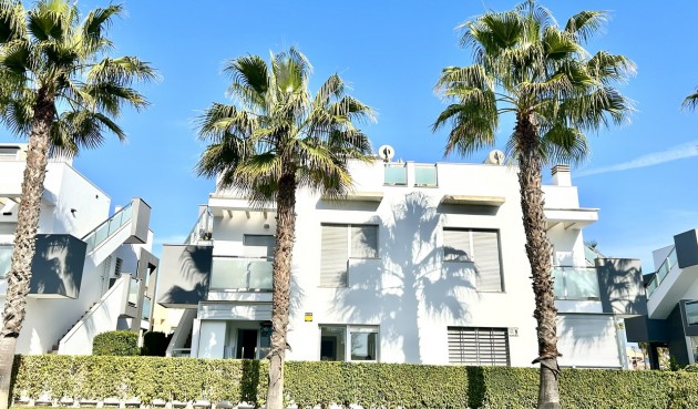 Resale - Apartment -
Punta Prima - Costa Blanca