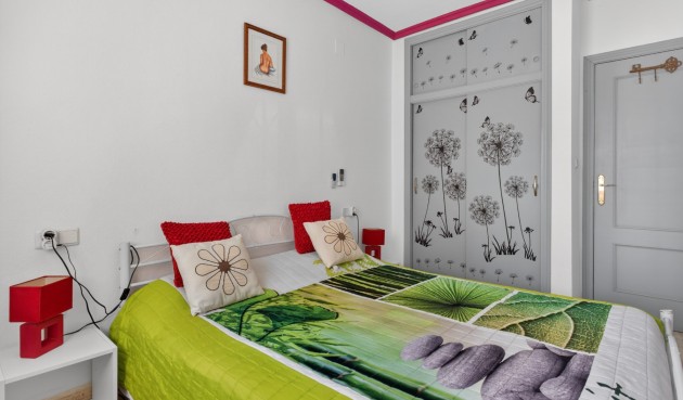 Återförsäljning - Apartment -
Orihuela Costa - Costa Blanca