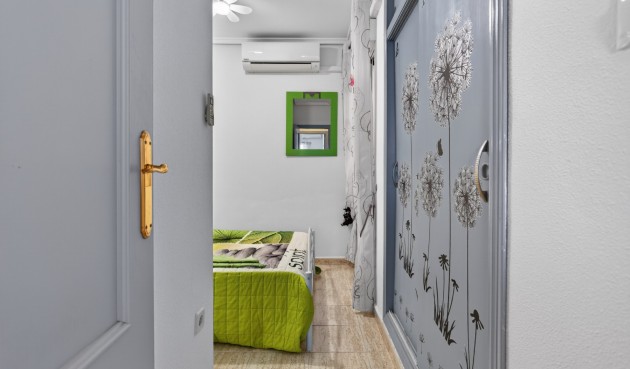 Återförsäljning - Apartment -
Orihuela Costa - Costa Blanca