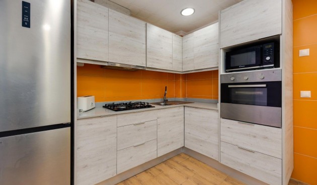 Återförsäljning - Apartment -
Torrevieja - Acequion