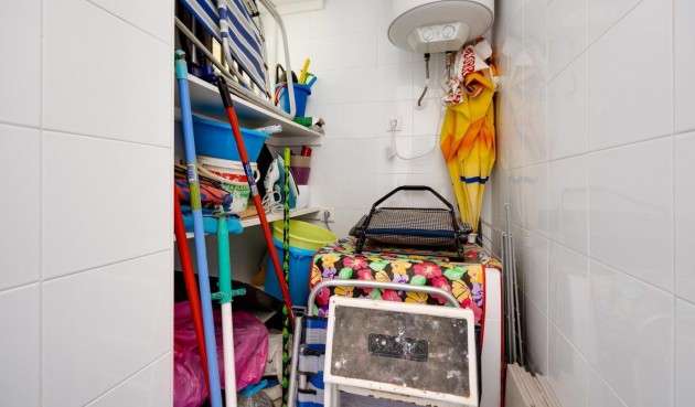 Återförsäljning - Apartment -
Torrevieja - Acequion