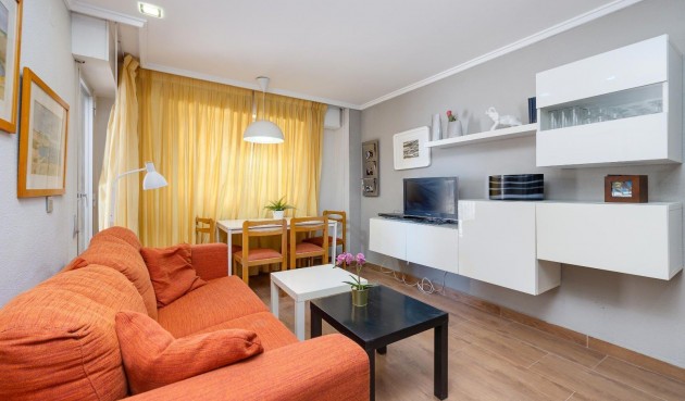 Återförsäljning - Apartment -
Torrevieja - Acequion