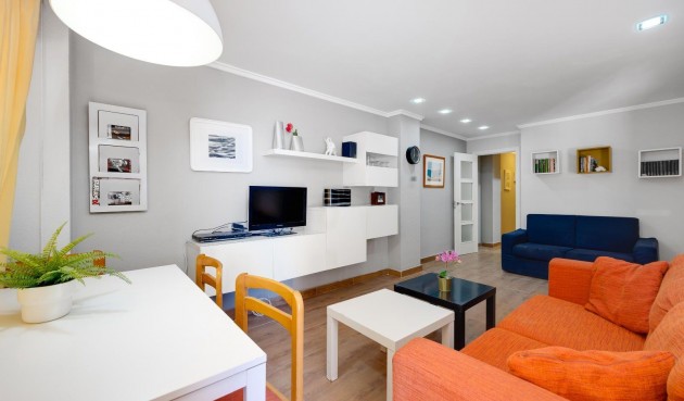 Återförsäljning - Apartment -
Torrevieja - Acequion