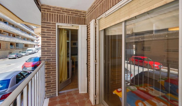 Återförsäljning - Apartment -
Torrevieja - Acequion