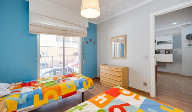 Återförsäljning - Apartment -
Torrevieja - Acequion