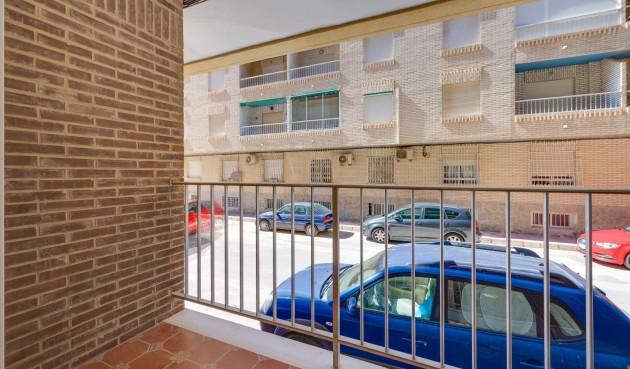 Återförsäljning - Apartment -
Torrevieja - Acequion
