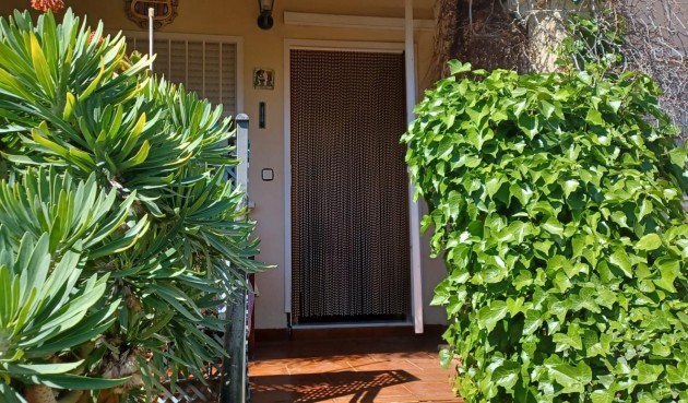 Resale - Town House -
Orihuela Costa - La Chismosa