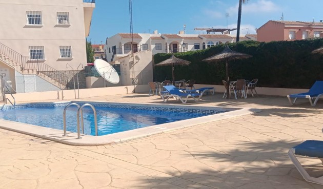 Resale - Town House -
Orihuela Costa - La Chismosa