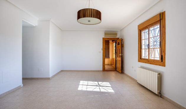 Brukt - Villa -
Benijofar - Costa Blanca