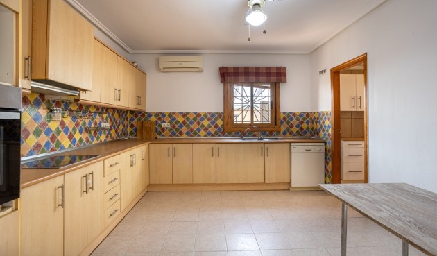 Brukt - Villa -
Benijofar - Costa Blanca