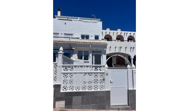 Reventa - Duplex -
Torrevieja - Torreblanca