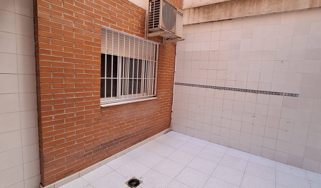 Resale - Apartment -
Murcia - San Benito-patiño