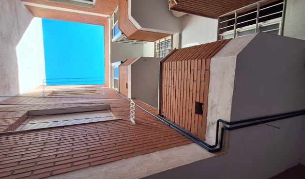 Resale - Apartment -
Murcia - San Benito-patiño