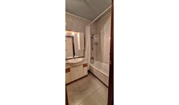 Resale - Apartment -
Murcia - San Benito-patiño