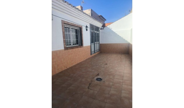 Reventa - Town House -
Torre Pacheco - Balsicas
