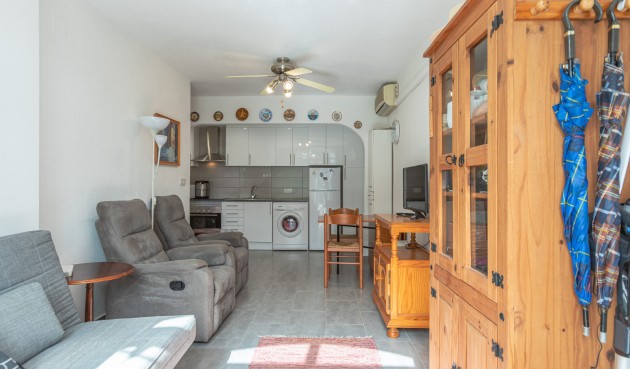 Resale - Bungalow -
Torrevieja - Costa Blanca