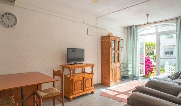 Resale - Bungalow -
Torrevieja - Costa Blanca