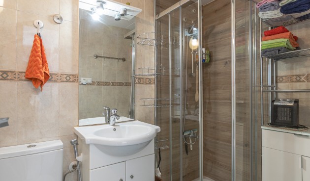 Resale - Bungalow -
Torrevieja - Costa Blanca