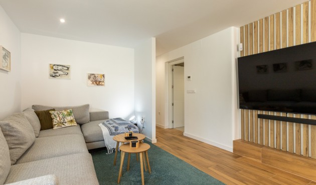 Resale - Villa -
Los Balcones - Costa Blanca