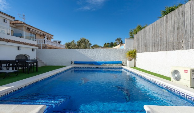 Resale - Villa -
Los Balcones - Costa Blanca
