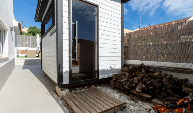 Resale - Villa -
Los Balcones - Costa Blanca