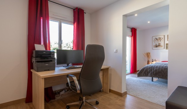 Resale - Villa -
Los Balcones - Costa Blanca