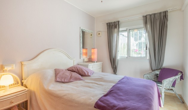 Resale - Bungalow -
Torrevieja - Costa Blanca