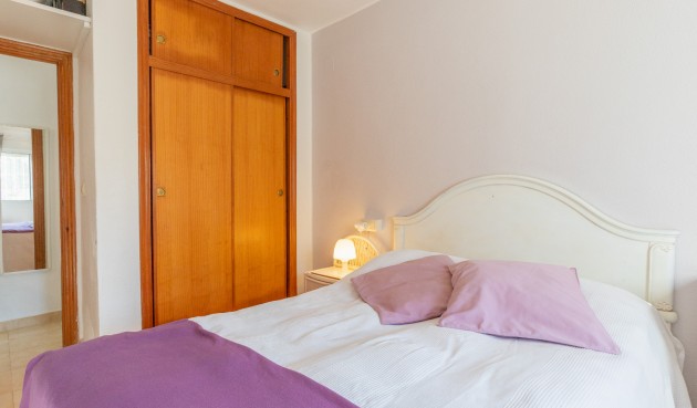 Resale - Bungalow -
Torrevieja - Costa Blanca