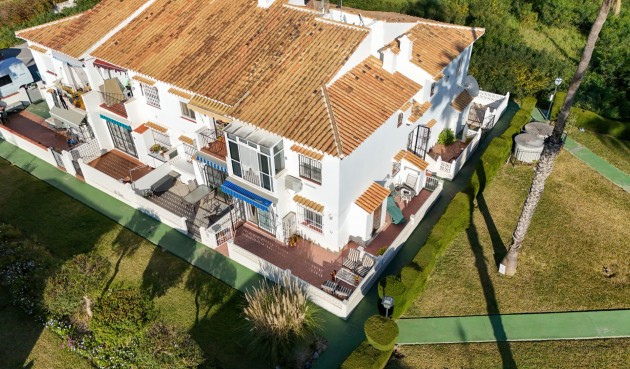 Resale - Bungalow -
Torrevieja - Costa Blanca