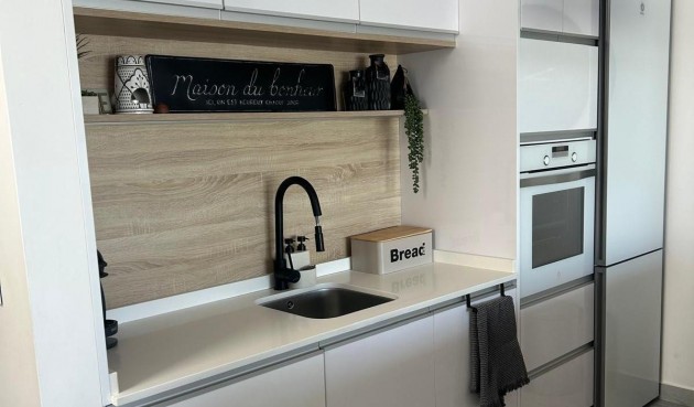 Resale - Villa -
Daya Vieja - Costa Blanca