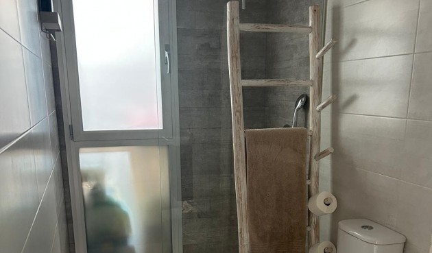 Resale - Villa -
Daya Vieja - Costa Blanca