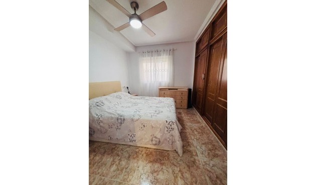 Resale - Apartment -
Punta Prima - Costa Blanca