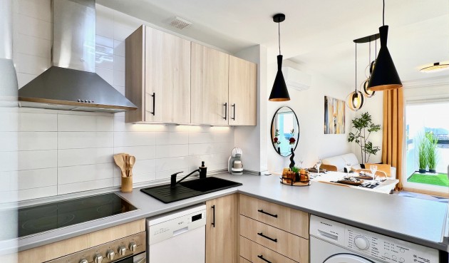 Resale - Apartment -
Las Terrazas de la Torre Golf Resort - Inland