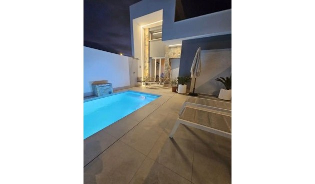 Resale - Villa -
Torre Pacheco - Balsicas