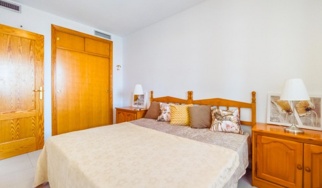 Resale - Apartment -
Torrevieja - Centro
