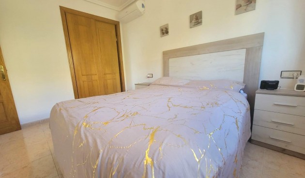 Resale - Town House -
Los Montesinos - Los Montesinos - Urb. La Herrada