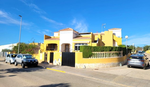 Resale - Town House -
Los Montesinos - Los Montesinos - Urb. La Herrada