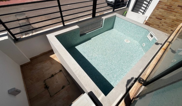 Resale - Villa -
Roldan - Inland