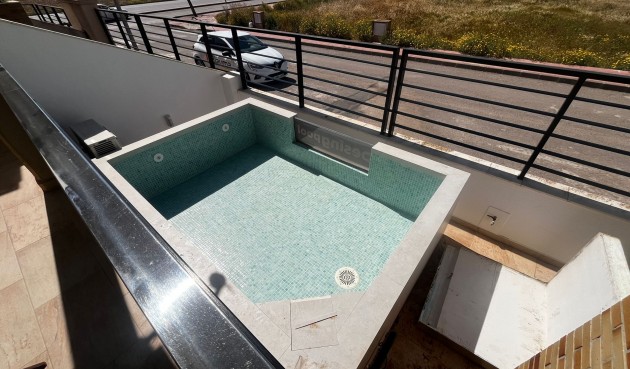 Resale - Villa -
Roldan - Inland