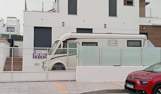 Resale - Villa -
Los Montesinos - Costa Blanca