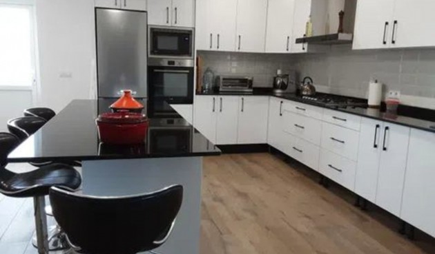 Resale - Villa -
San Miguel de Salinas - Inland