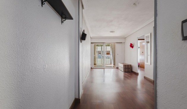 Resale - Apartment -
Torrevieja - Costa Blanca