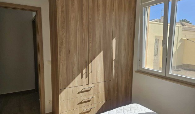 Resale - Villa -
Torrevieja - Costa Blanca