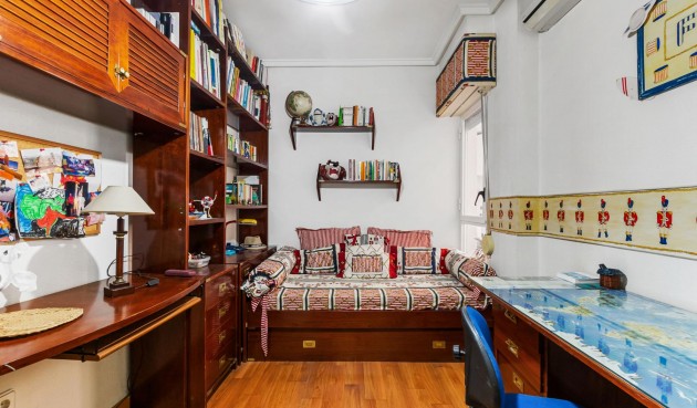 Reventa - Apartment -
Torrevieja - Costa Blanca