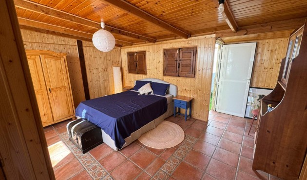 Resale - Bungalow -
Torrevieja - Costa Blanca